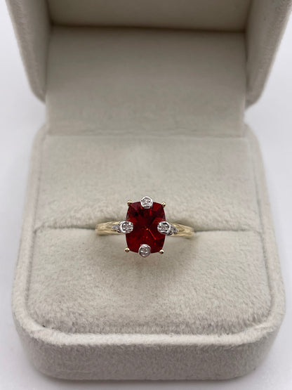 9ct gold garnet and diamond ring