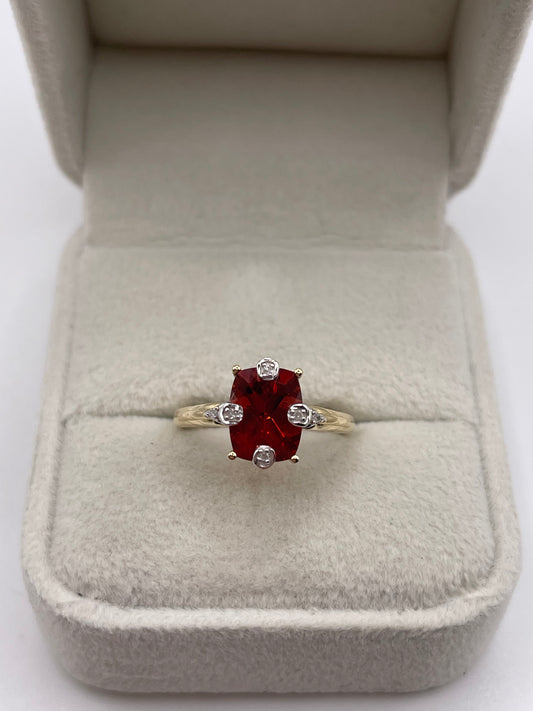 9ct gold garnet and diamond ring