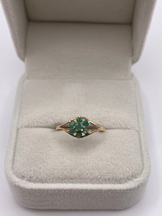 9ct gold emerald cluster ring