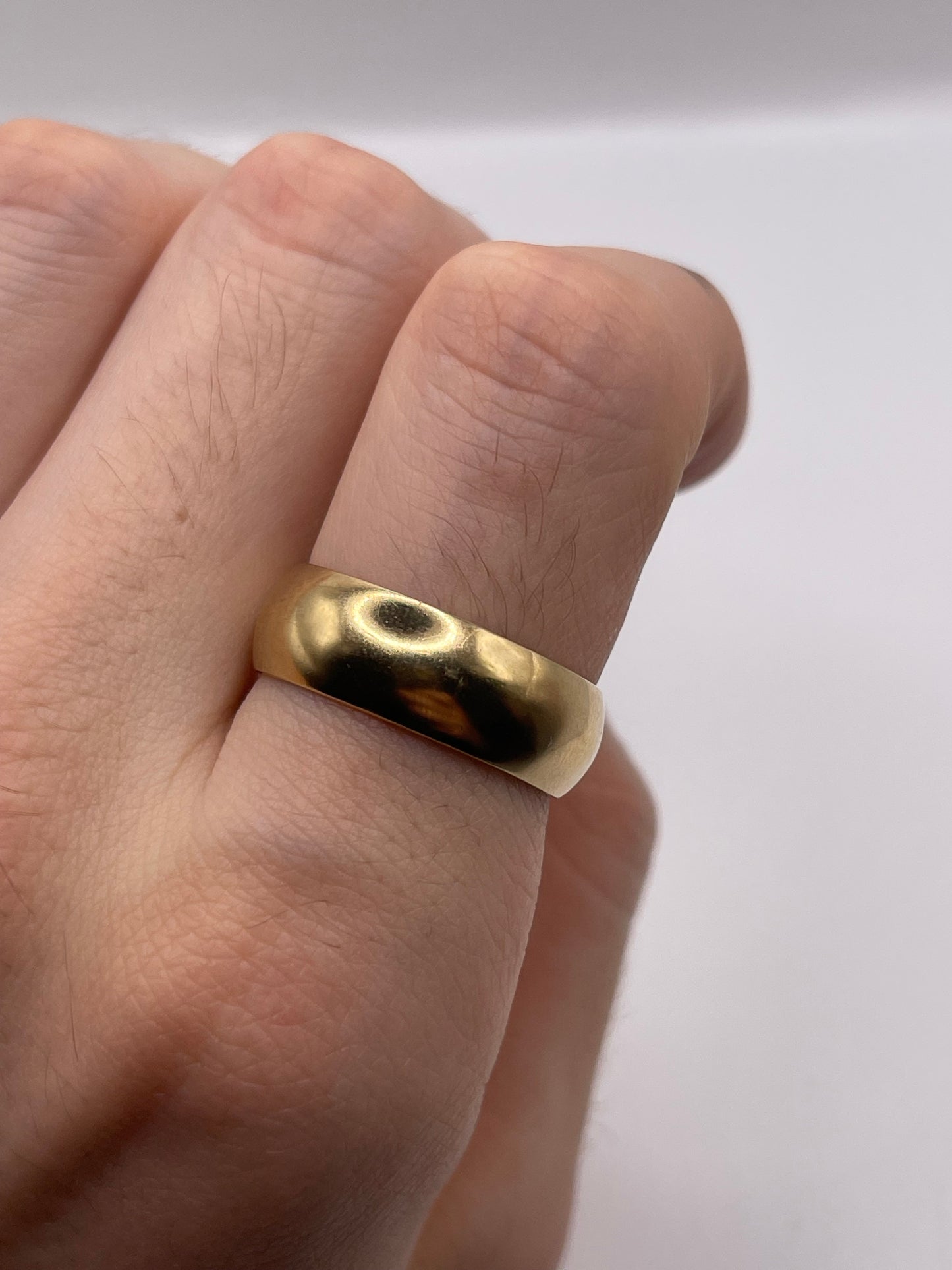 9ct gold band
