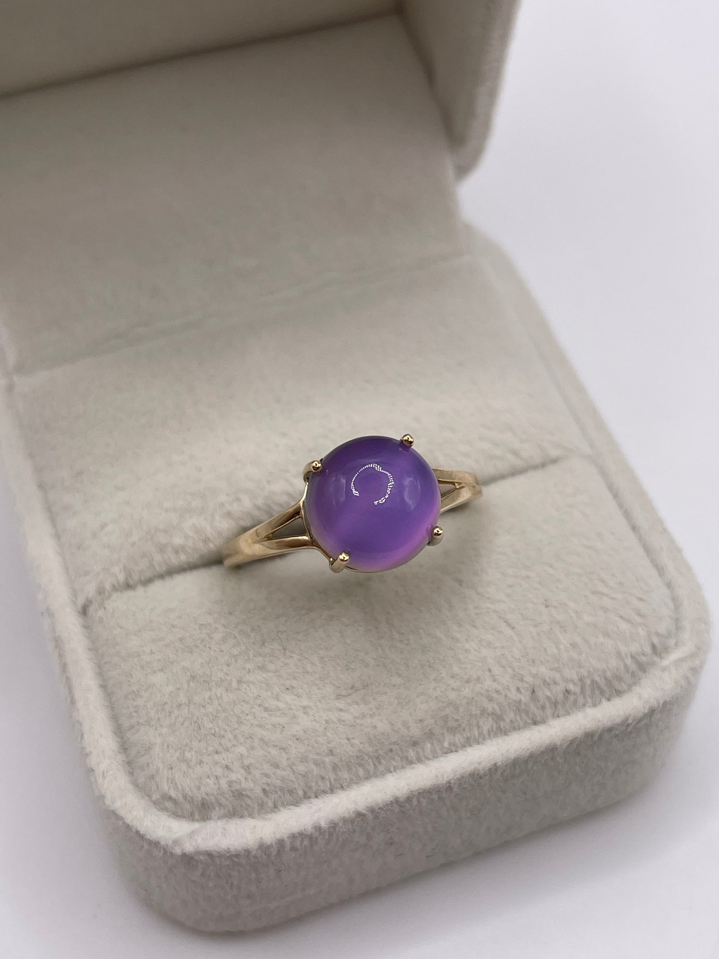 9ct gold stone set ring