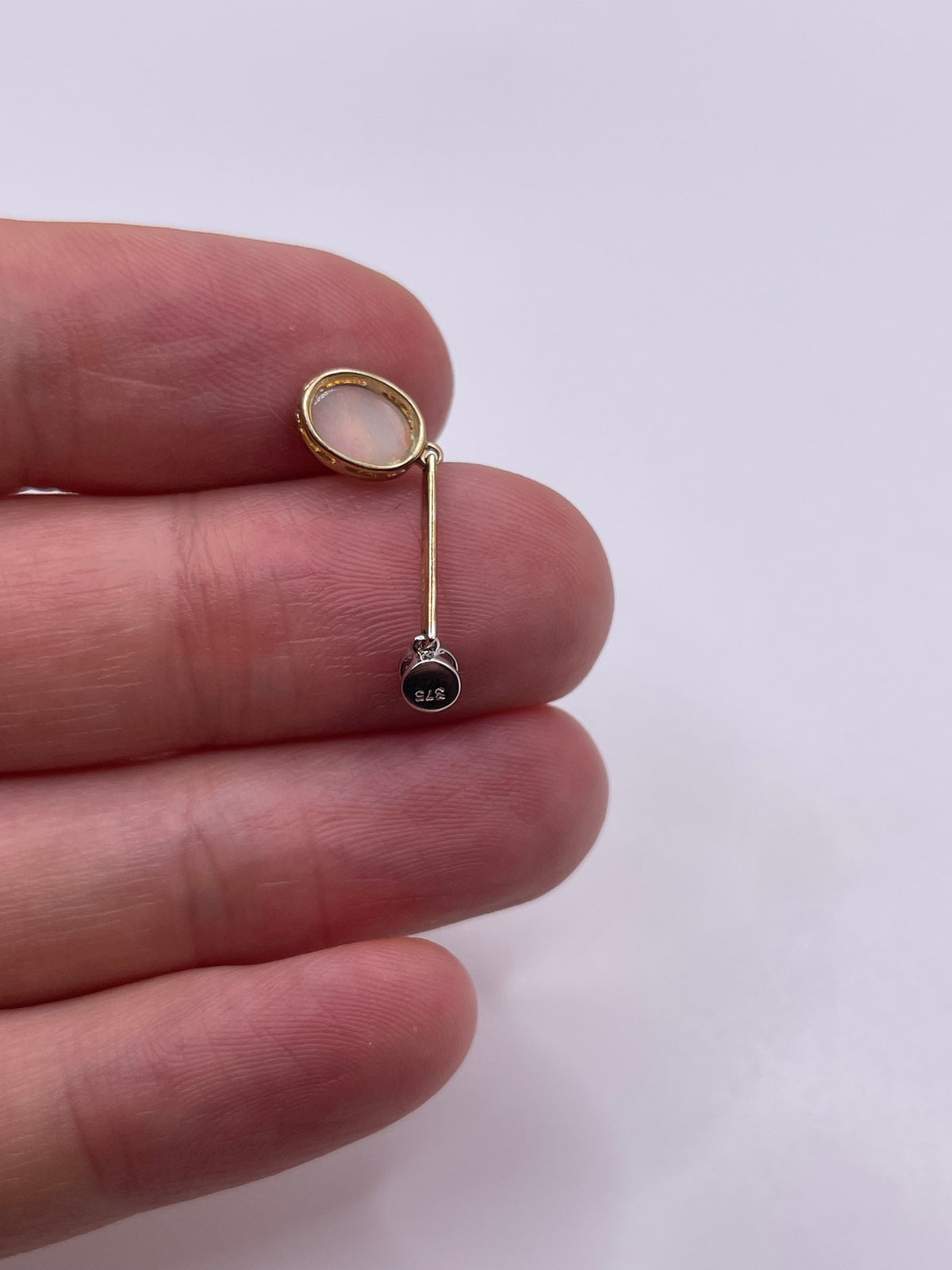 9ct gold opal and diamond pendant