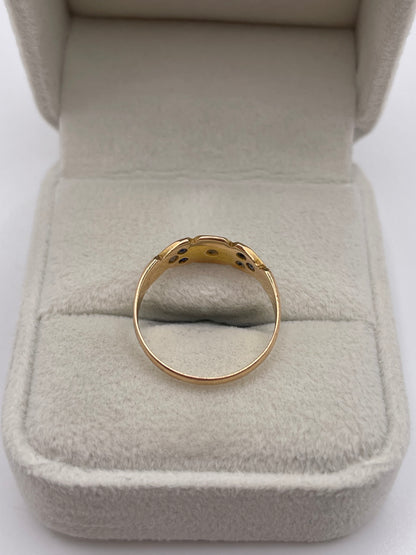 Antique 15ct gold sapphire and diamond ring