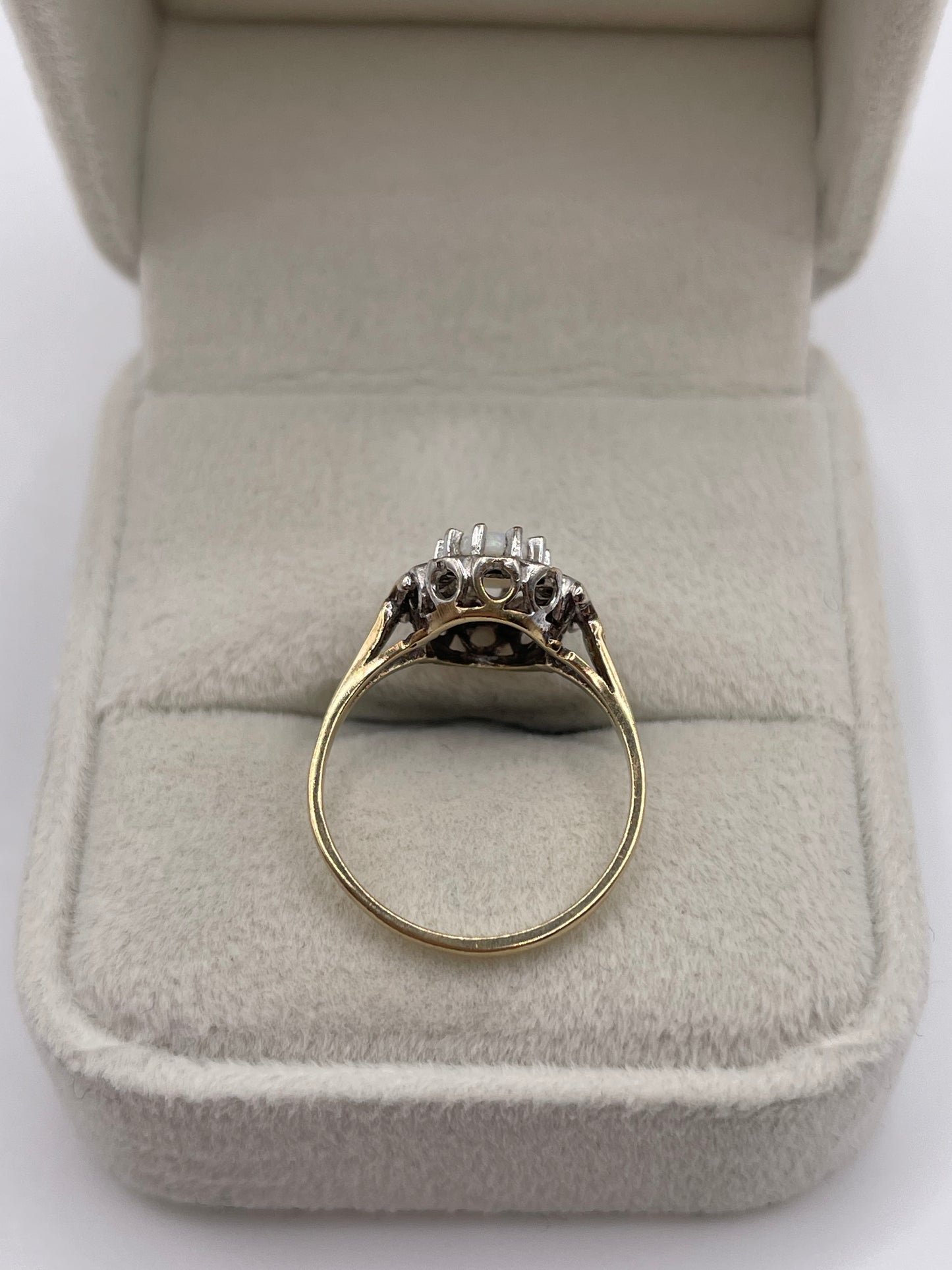 9ct gold opal and diamond ring