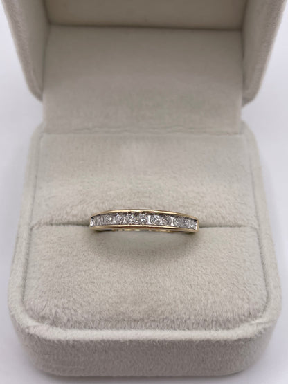 9ct gold diamond ring