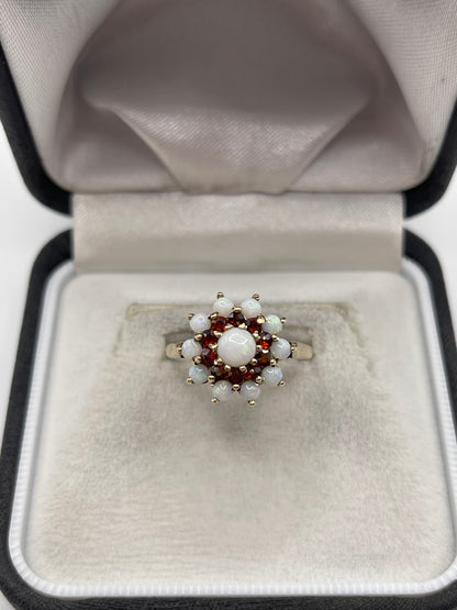 9ct gold opal and garnet ring