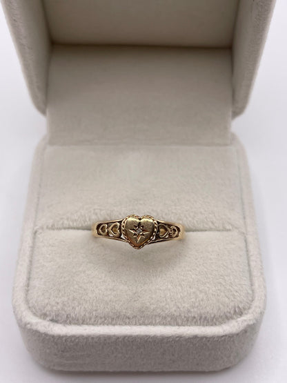 9ct gold diamond heart ring