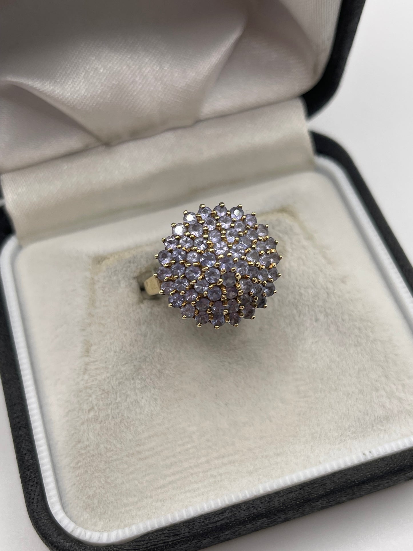 9ct gold tanzanite cluster ring