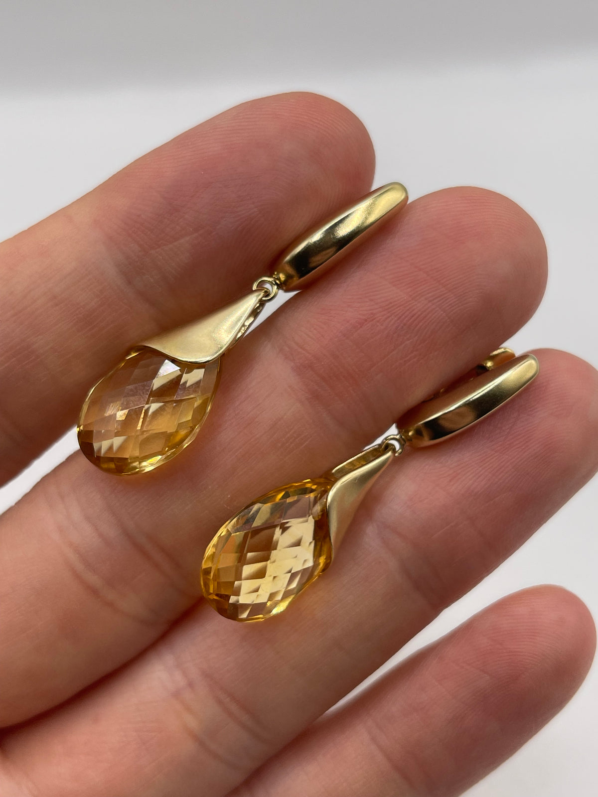 9ct gold citrine earrings
