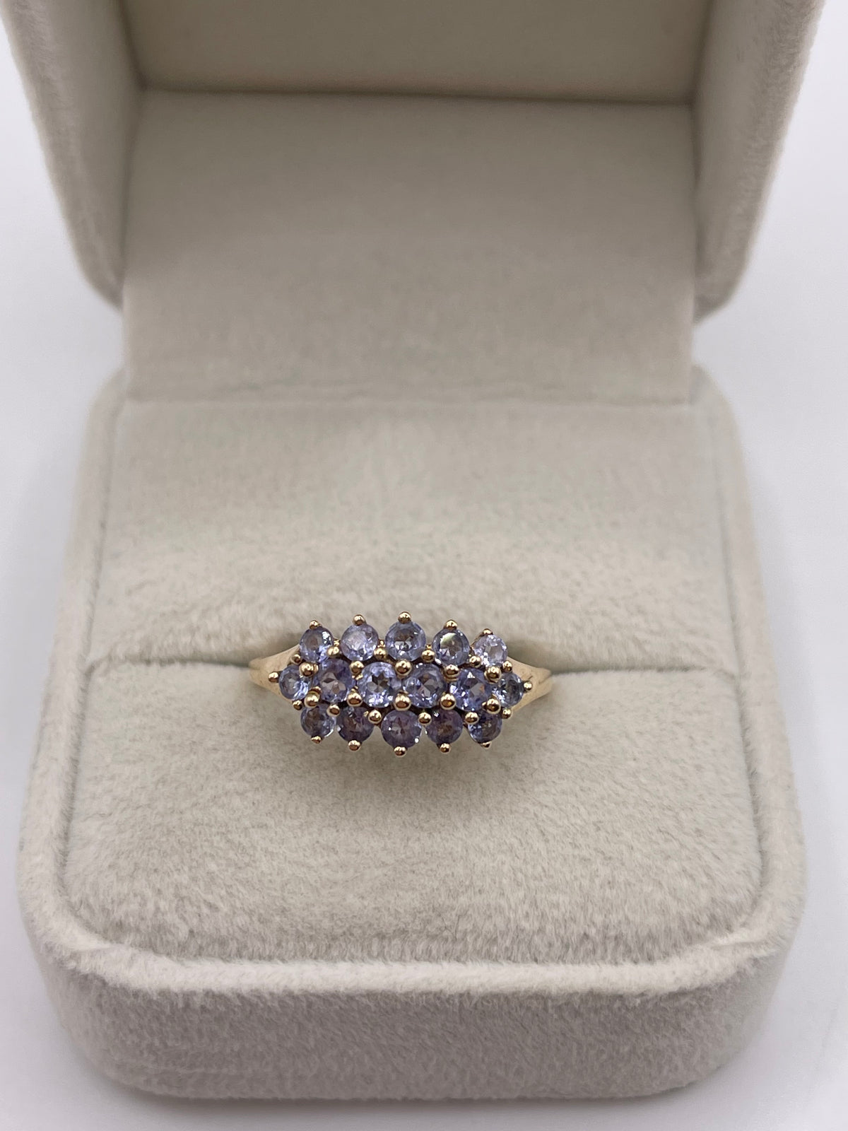 9ct gold tanzanite cluster ring