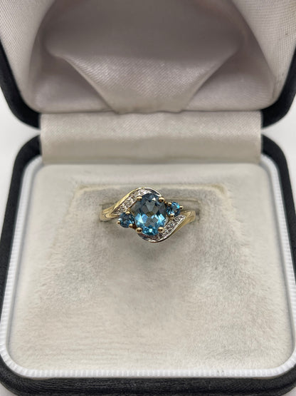 9ct gold topaz and diamond ring