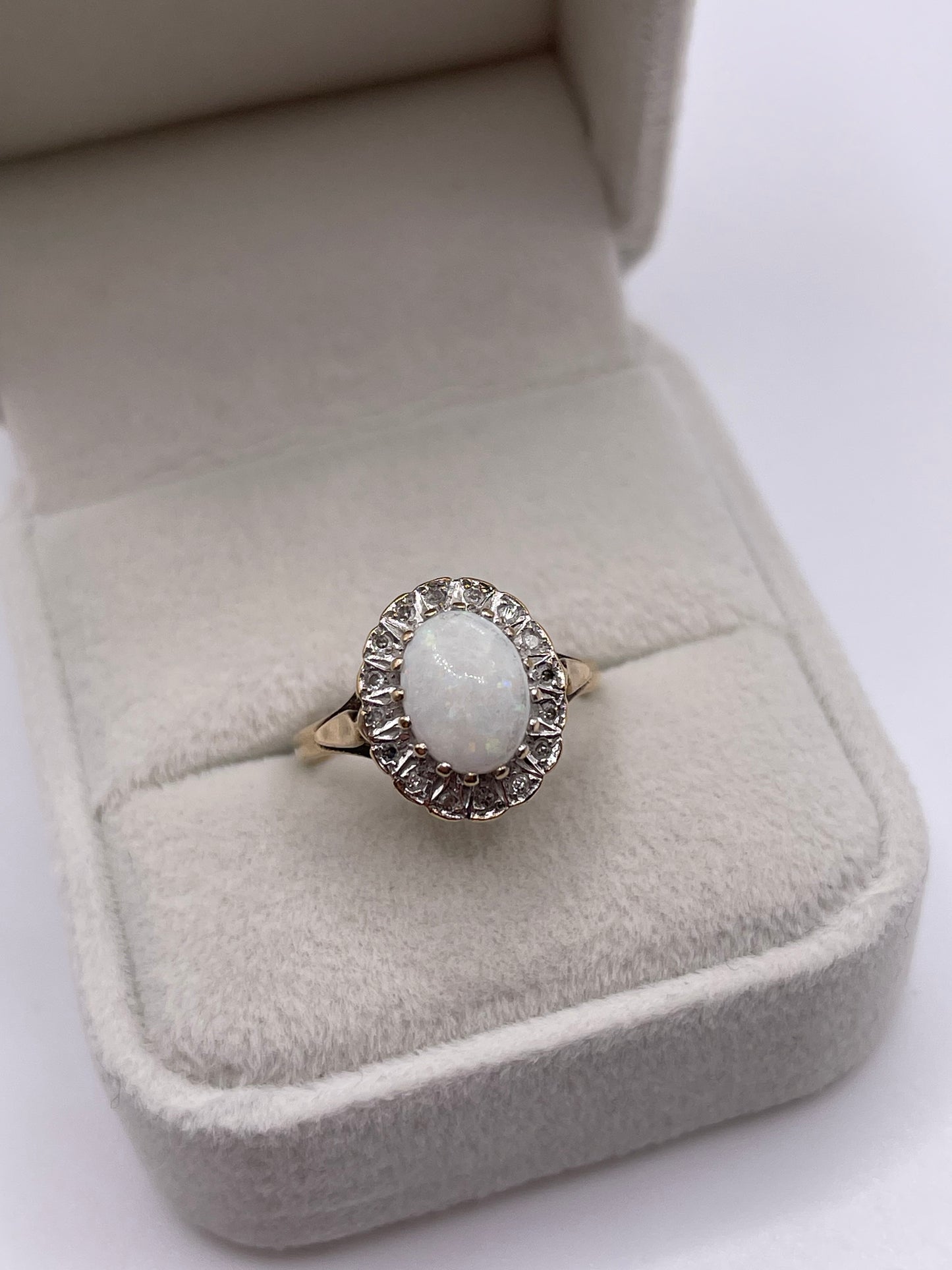 9ct gold opal and diamond ring