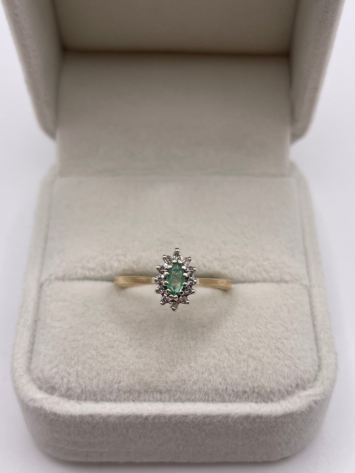 9ct gold emerald and diamond ring
