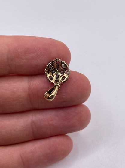 9ct gold alexandrite and zircon pendant