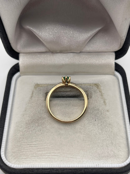 9ct gold emerald and zircon ring