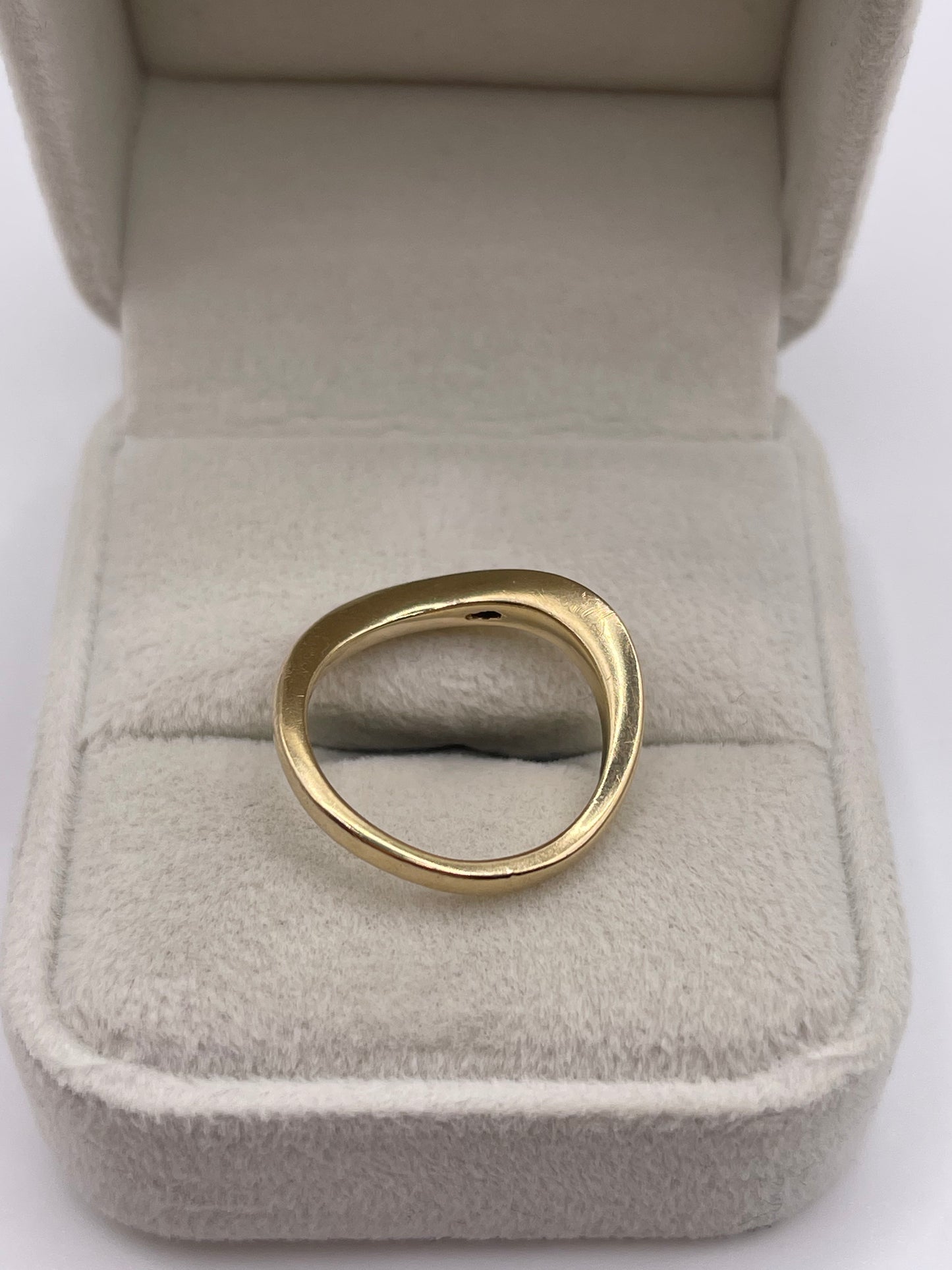 9ct gold diamond ring