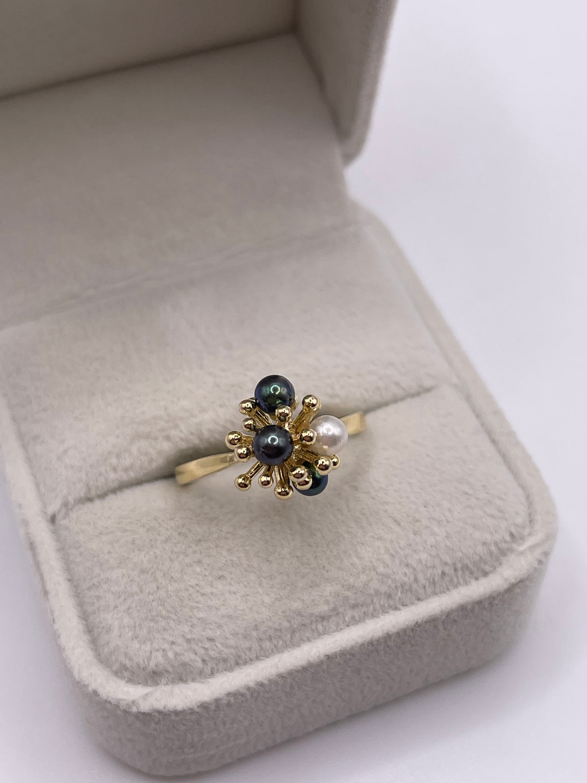 9ct gold pearl cluster ring