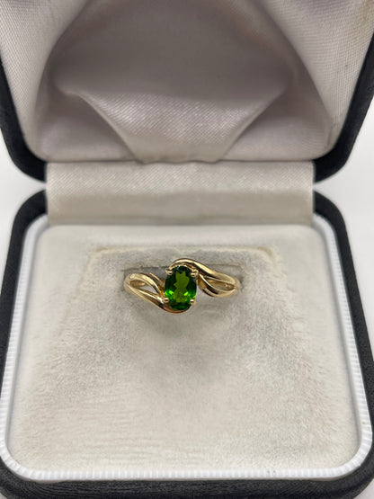 9ct gold diopside ring