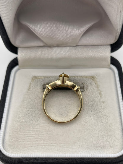 9ct gold citrine and emerald ring