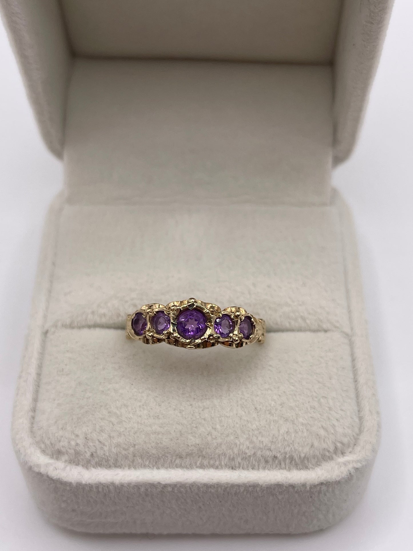 9ct gold amethyst ring