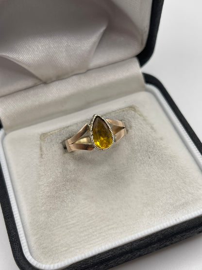 Antique 9ct gold foiled back citrine ring