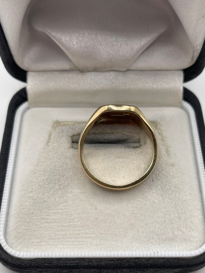 Heavy 9ct gold sapphire signet ring