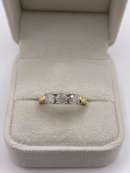 9ct gold diamond ring