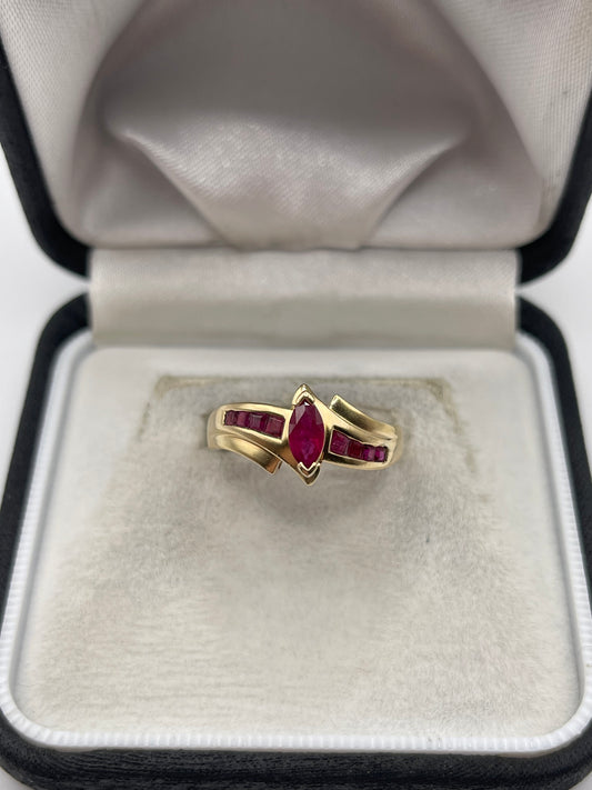 14ct gold ruby ring