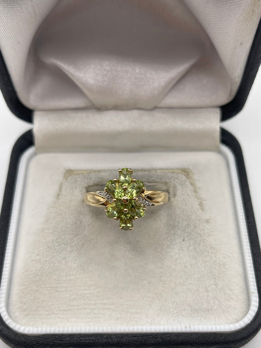 9ct gold quartz and diamond ring