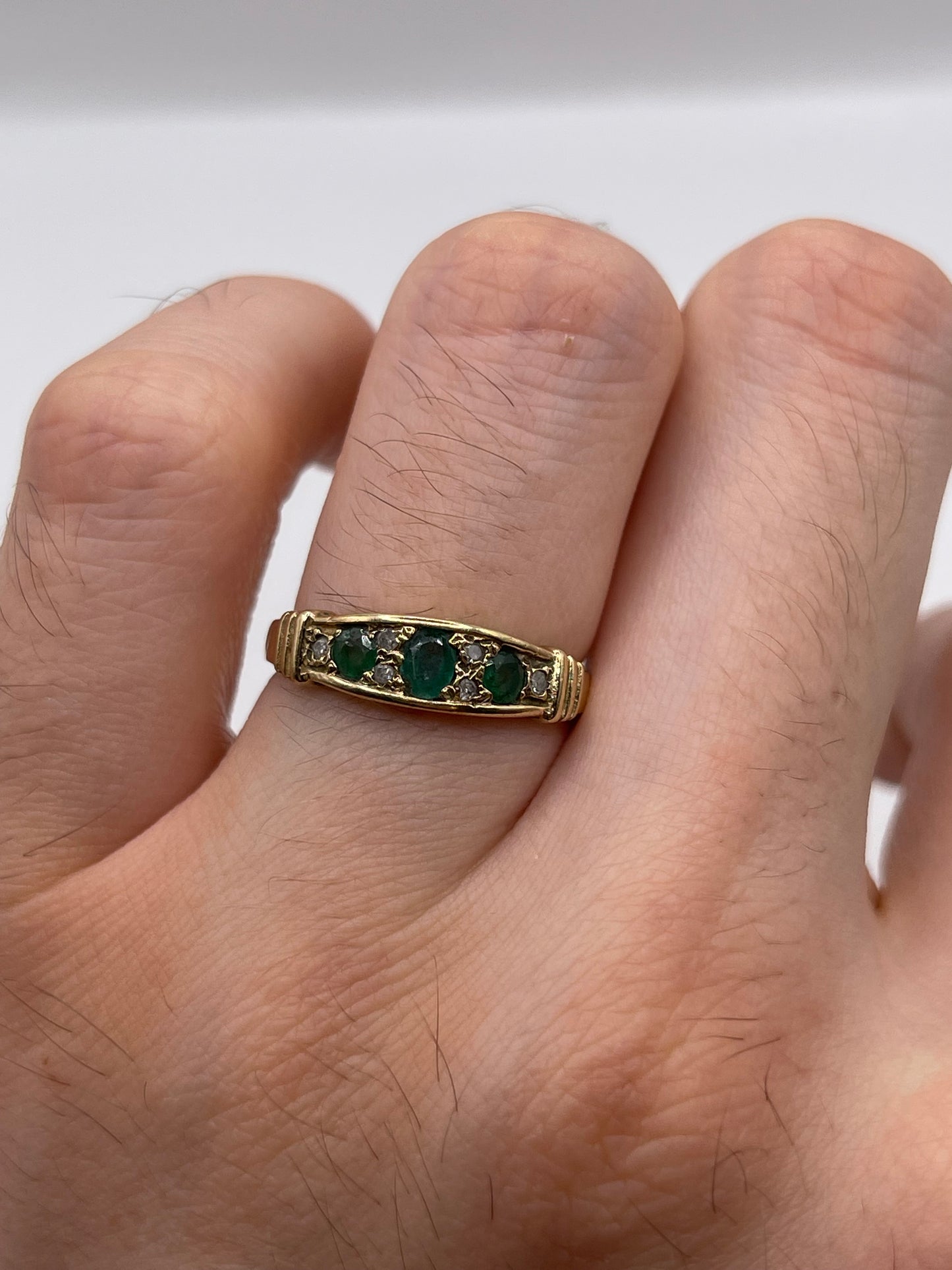 9ct gold emerald and diamond ring