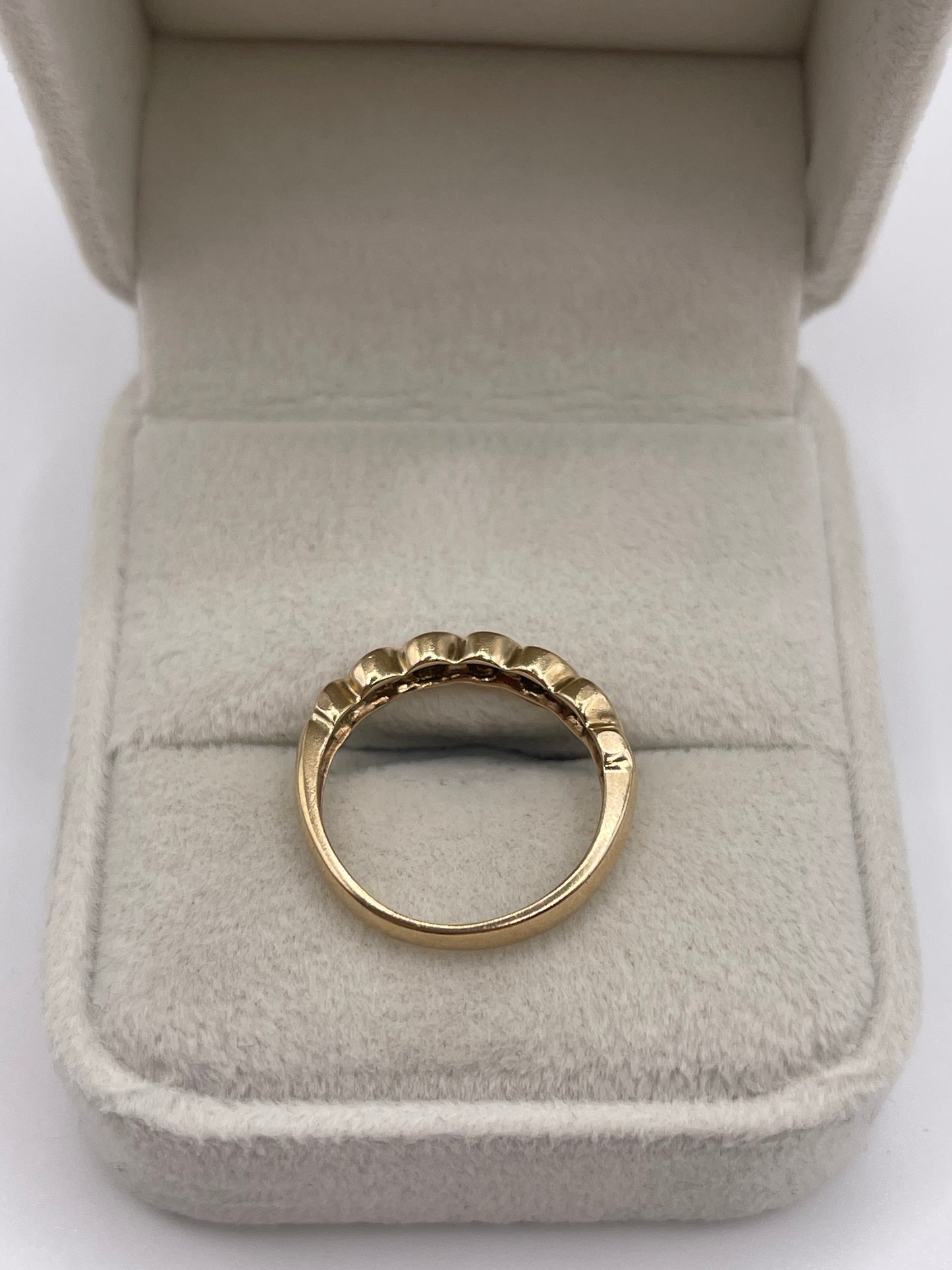9ct gold diamond ring