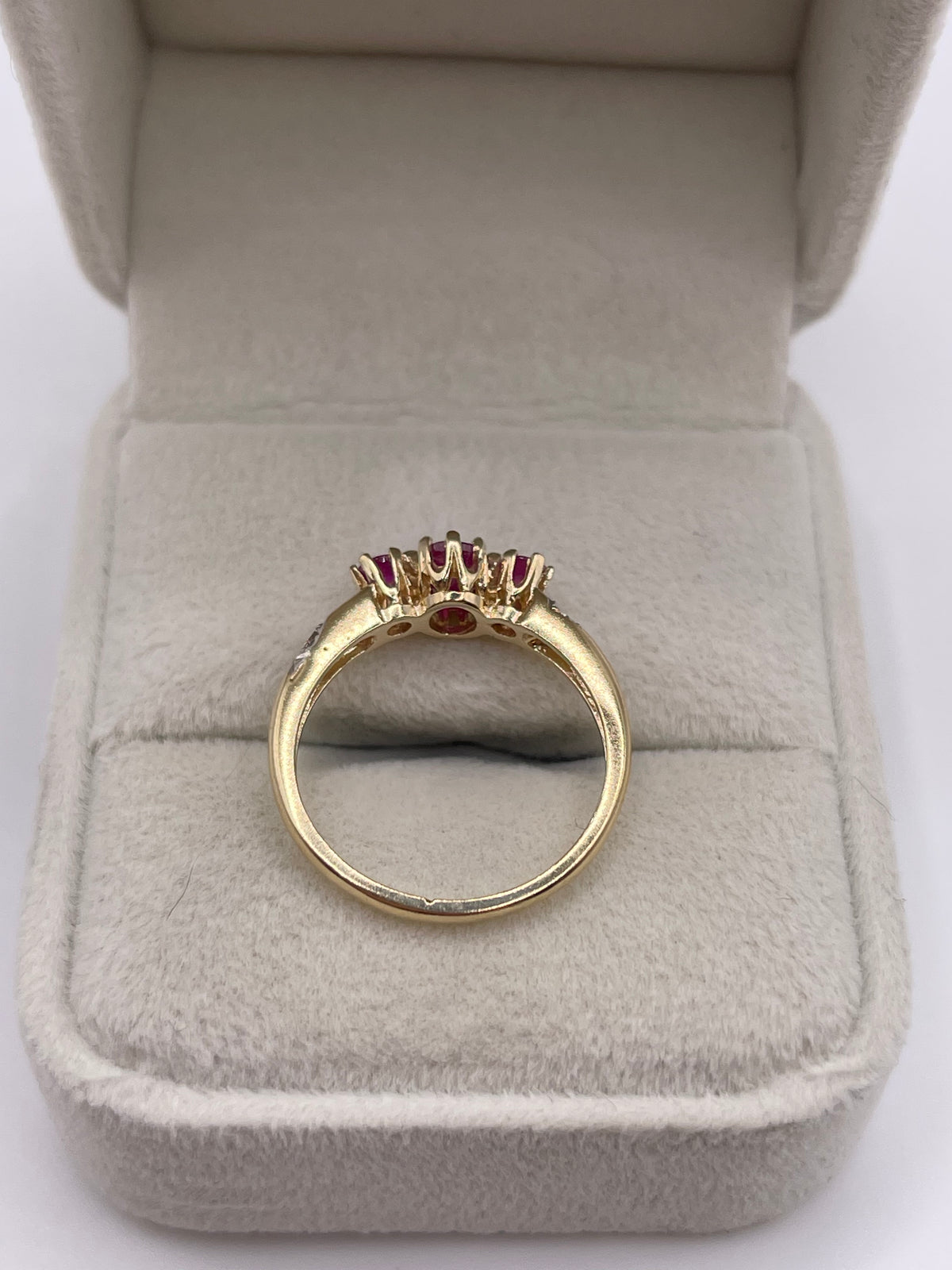 9ct gold ruby and diamond ring