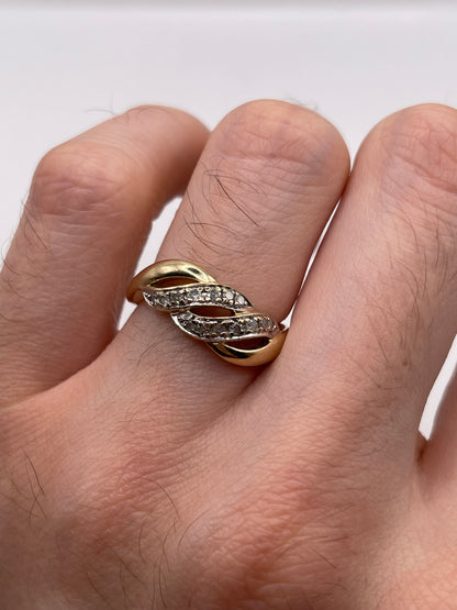 9ct gold diamond cluster ring