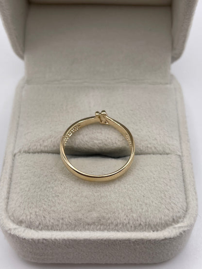 9ct gold wishbone ring