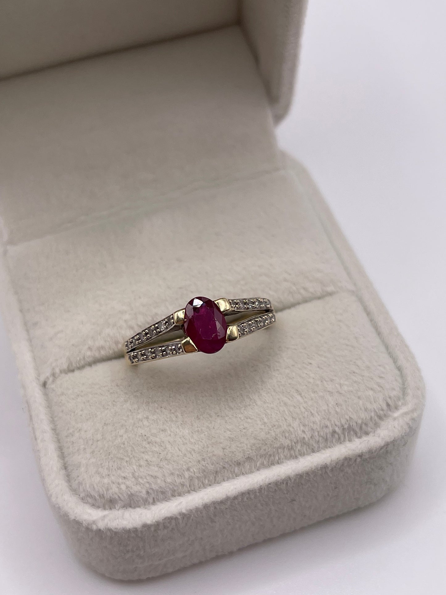 9ct gold ruby and diamond ring