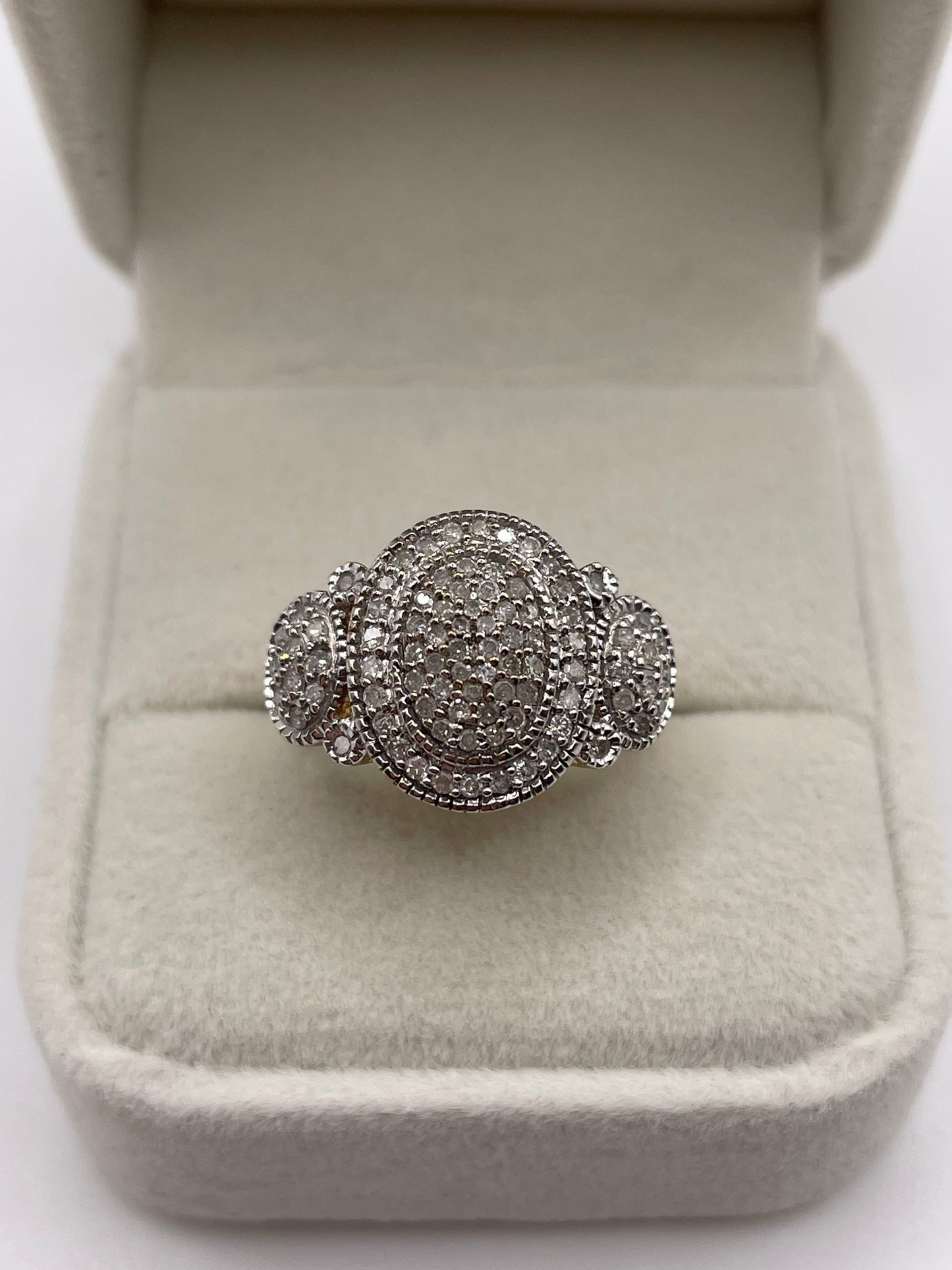 9ct gold diamond cluster ring