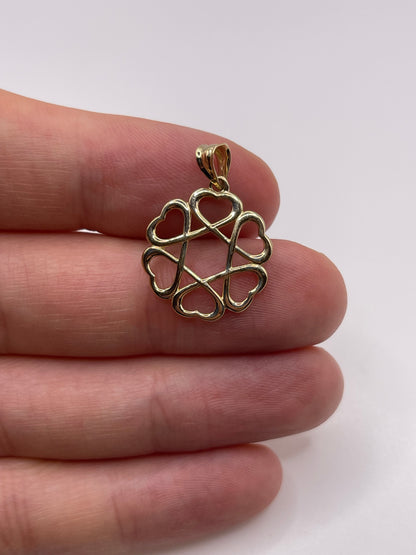 9ct gold heart pendant