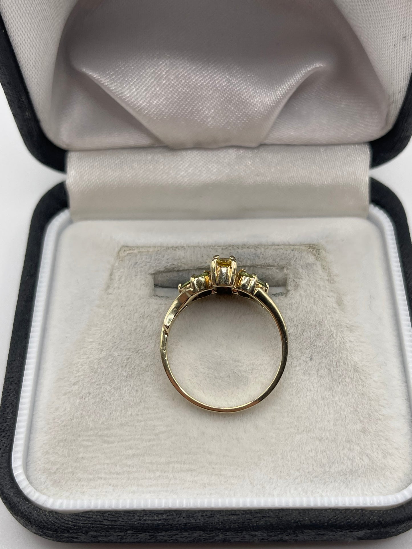 9ct gold sapphire cluster ring