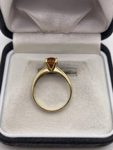 Load image into Gallery viewer, 9ct gold amber ring
