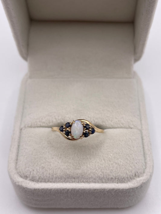 9ct gold opal and sapphire ring