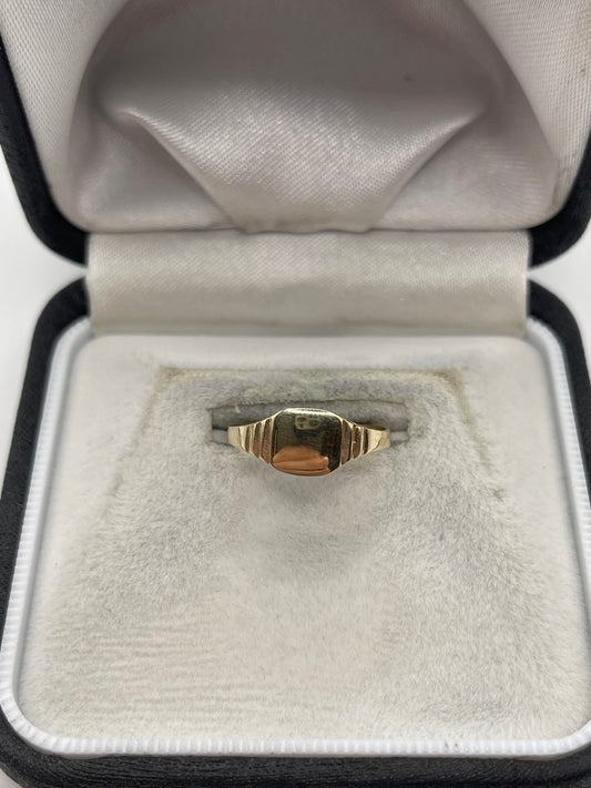 9ct gold signet ring