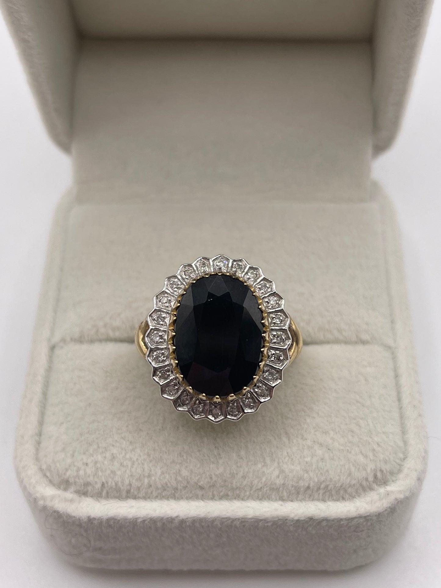 9ct gold sapphire and diamond ring