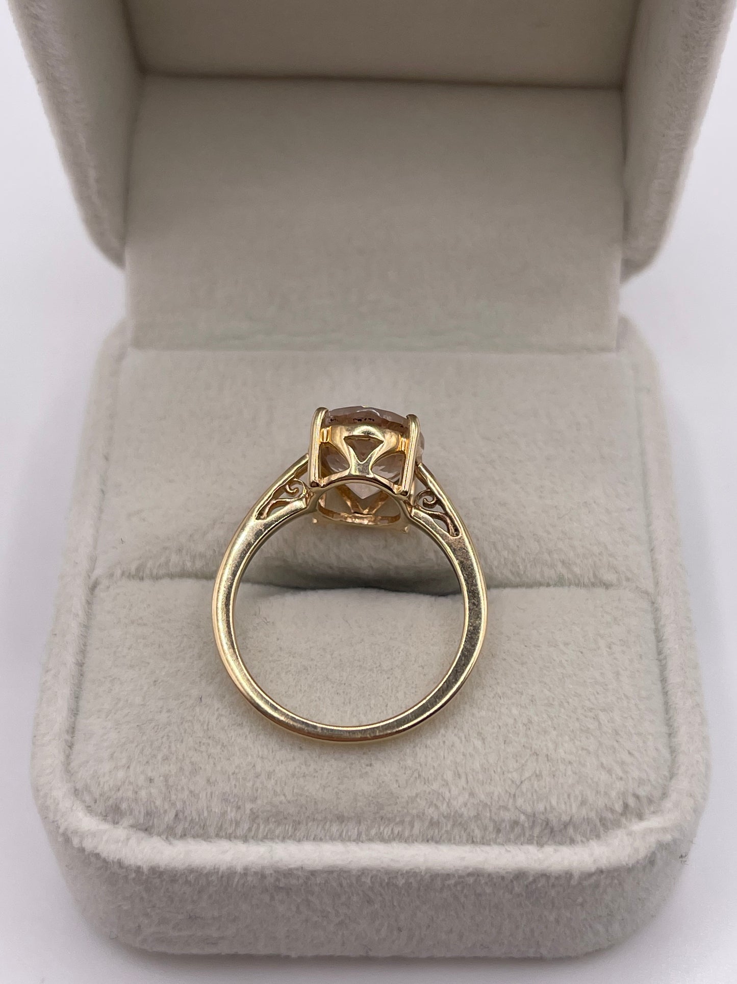 9ct gold morganite ring