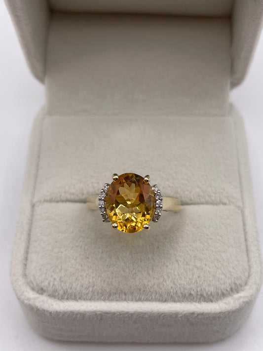 9ct gold citrine and diamond ring