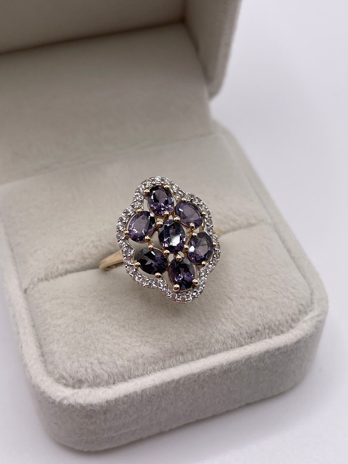 9ct gold iolite and zircon rinc