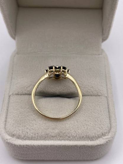 9ct gold sapphire cluster ring