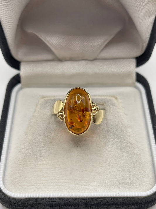 14ct gold amber ring