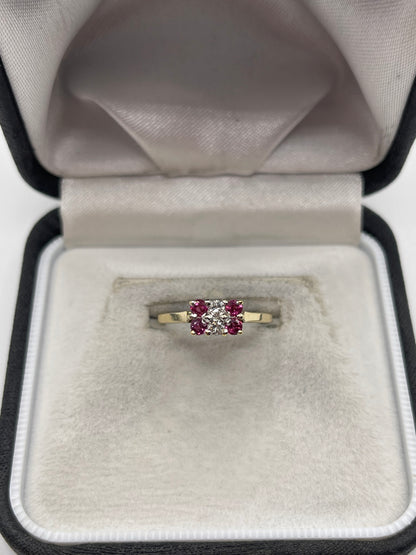 18ct gold ruby and diamond ring
