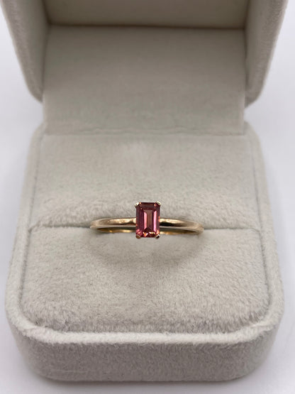 9ct gold tourmaline ring