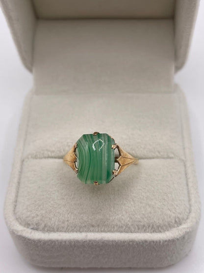 9ct gold agate ring
